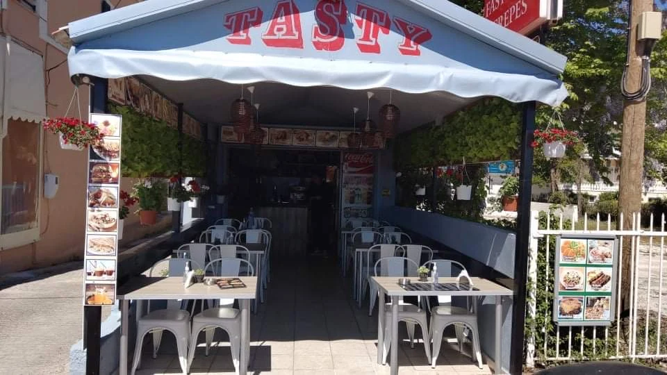 Tasty Fast Food Crepes Ipsos Corffu · Photos 2